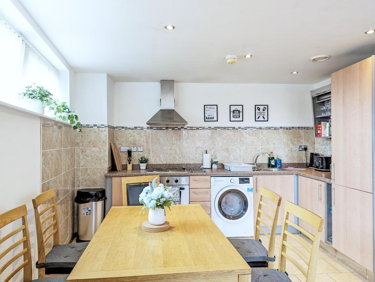 Guest Room In City Centre Near Key Attractions Λίβερπουλ Εξωτερικό φωτογραφία