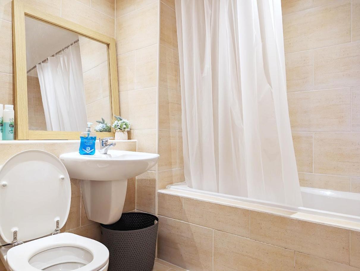 Guest Room In City Centre Near Key Attractions Λίβερπουλ Εξωτερικό φωτογραφία